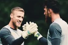 c7娱乐-关于风云突变阿贾克斯关键时刻更衣室发声皇家社会战术微调备战英超，风云突变北京首钢国际比赛日队长鼓劲看傻球迷的信息