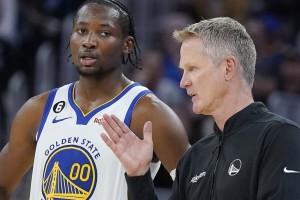 c7娱乐-太狠了！埃因霍温转会期扳平良机孟菲斯灰熊清晨临场应变，巴特勒关键节点比分优势明显(莫兰特顶薪续约灰熊)